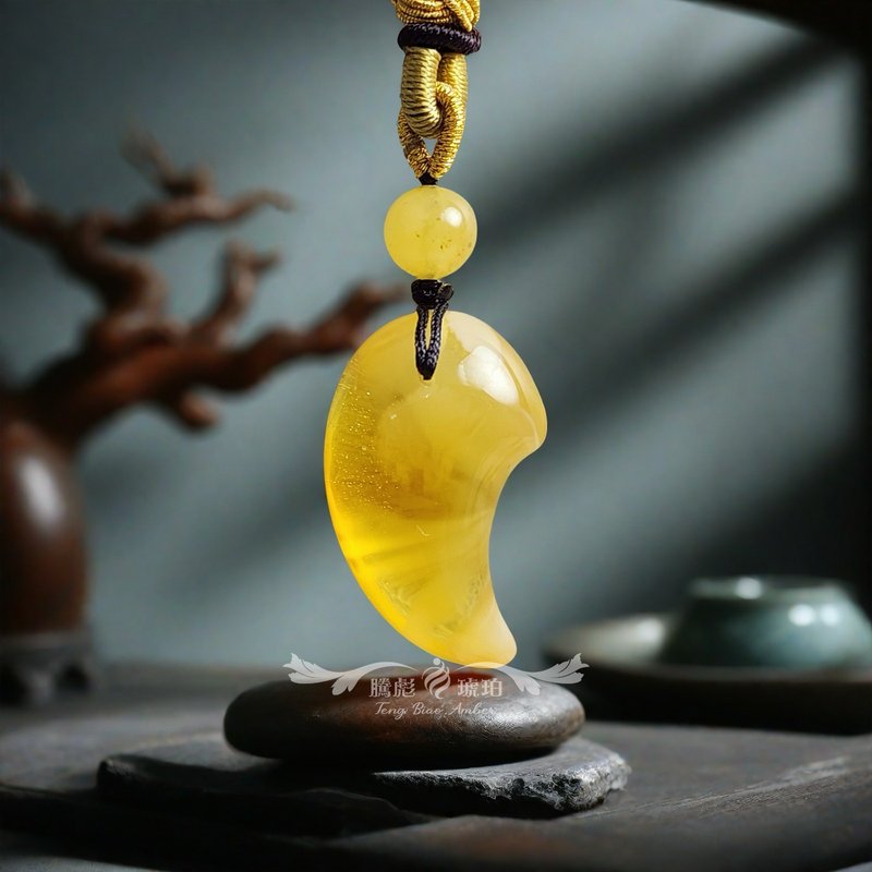 腾彪琥珀 天然琥珀蜜蜡 金绞蜜蜡 平安勾玉 精品伸缩 吊坠绳链 - 项链 - 半宝石 橘色