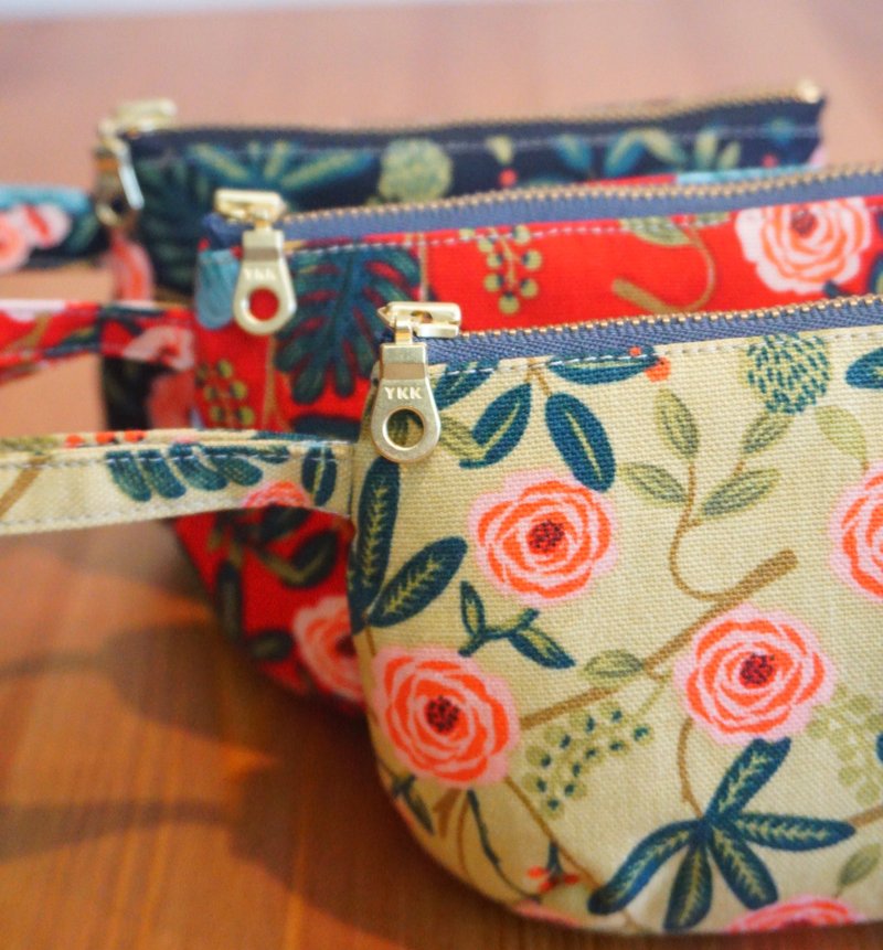 微光花庭・手拿包 - 手拿包 - 棉．麻 蓝色