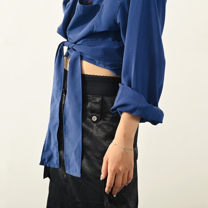 【NaSuBi Vintage】Upcycling短版绑带古着衬衫 - 女装衬衫 - 其他人造纤维 