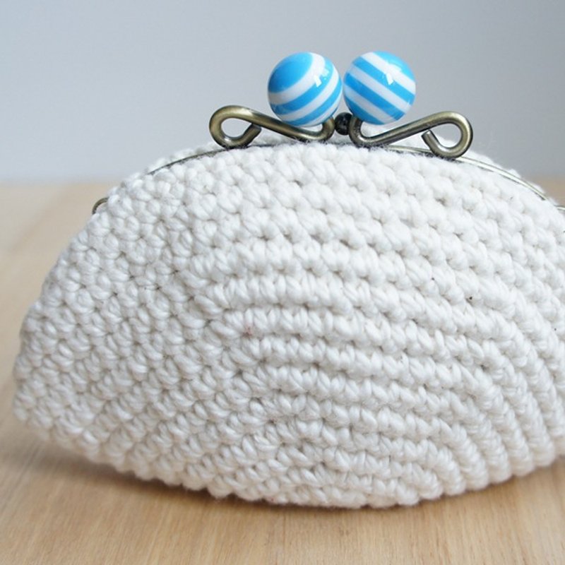 Ba-ba handmade ☆ crochet pouch (No. C 903) - 化妆包/杂物包 - 其他材质 白色