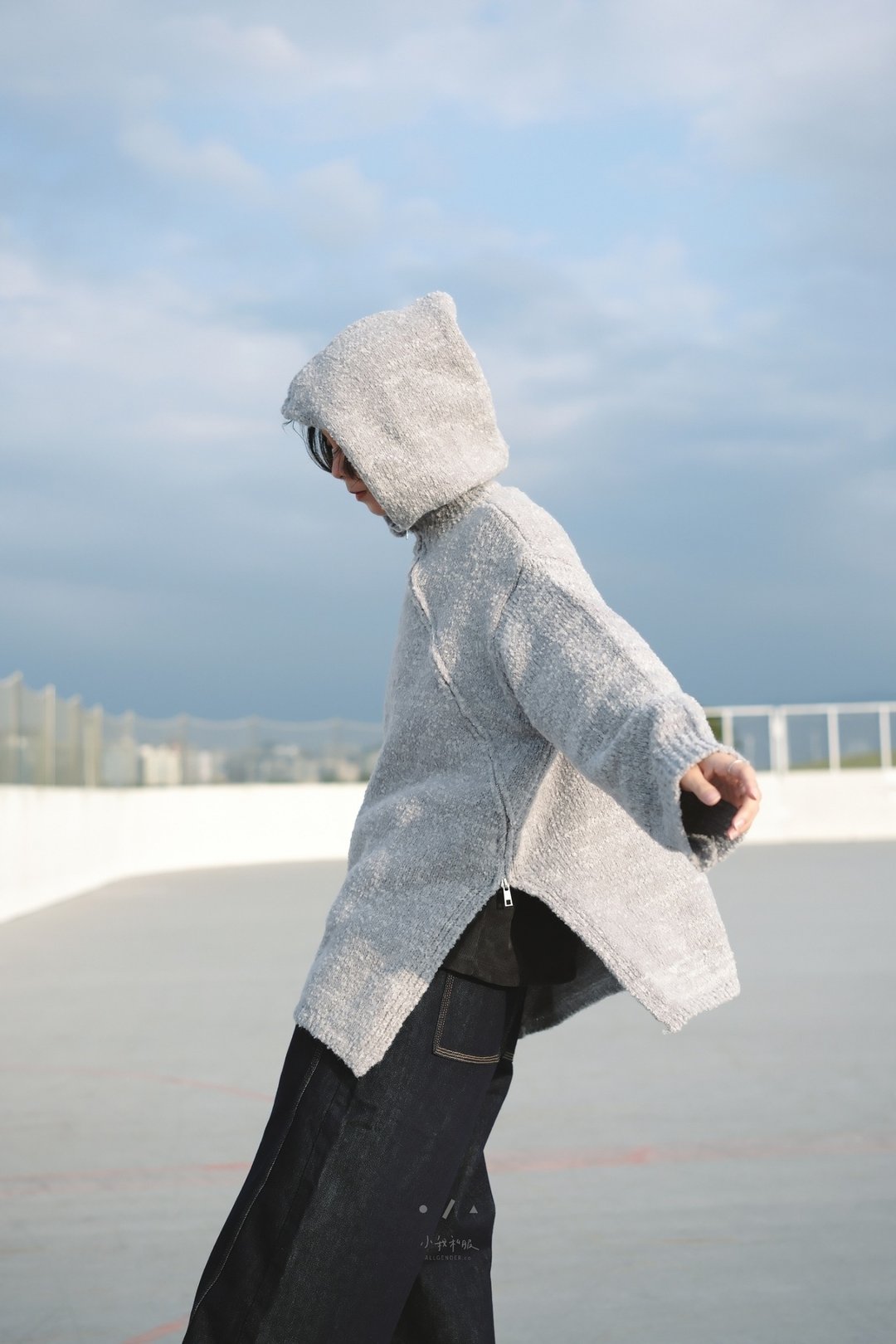芬兰灰斜拉链连帽毛毛外套 - 2色 - 芬兰浅灰 - 女装休闲/机能外套 - 羊毛 灰色