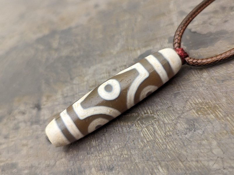 六颗 6 眼天珠吊坠项链天然正品西藏玛瑙宝石护身符 - 项链 - 宝石 