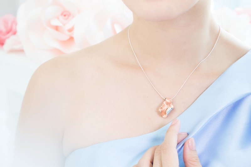 Petal of Rose Necklace - 项链 - 其他金属 银色