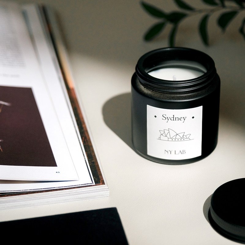【NY LAB 纽约实验室】雾质感手工香氛蜡烛-雪梨薰衣草 3.5oz - 蜡烛/烛台 - 其他材质 黑色