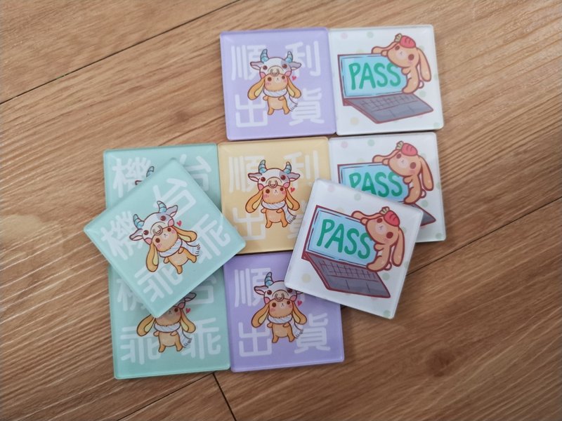 【晶透压克力】定制化5cm办公室磁铁・婚礼小物机台乖乖出货PASS - 冰箱贴/磁贴 - 压克力 白色