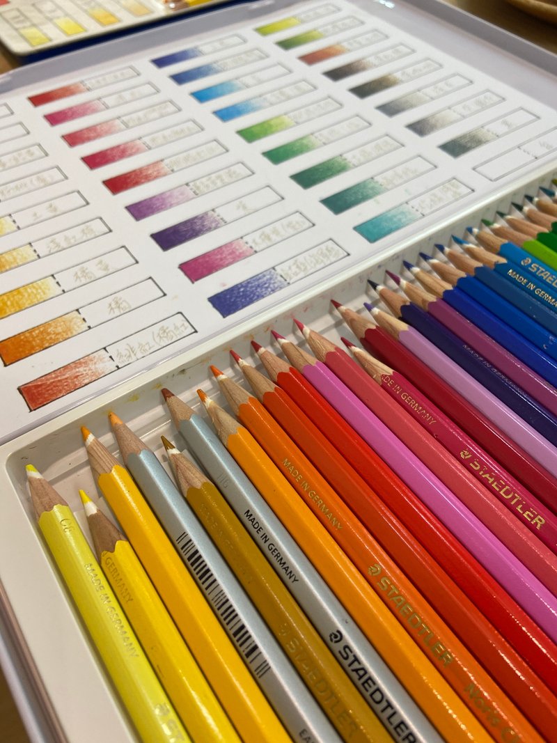 精致水性色铅笔课程 圣诞篇 - 插画/绘画/写字 - 纸 