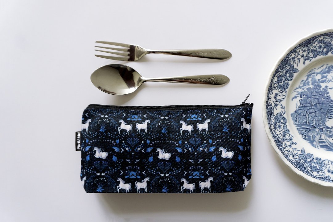 Unicorn accessories pouch / Stationery pencil case - Indigo - 其他 - 聚酯纤维 蓝色
