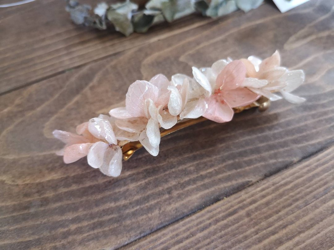 花朵发夹 / 发饰 / pink beige - 发饰 - 植物．花 粉红色