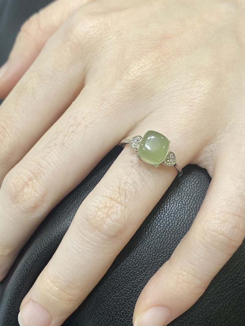 葡萄石不规则925女戒指 - 戒指 - 水晶 绿色