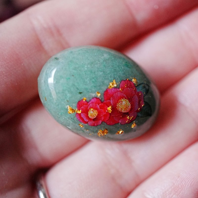 天然石绿东陵玉与山茶花、金箔的腰带扣 发簪扣 胸针 - 其他 - 宝石 绿色