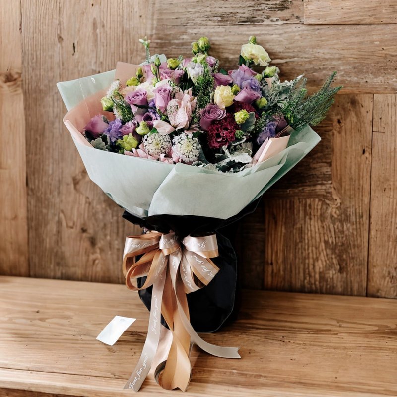 鲜花花束 (玫瑰18支、小白合、桔梗等) GF00211 - 植栽/盆栽 - 植物．花 