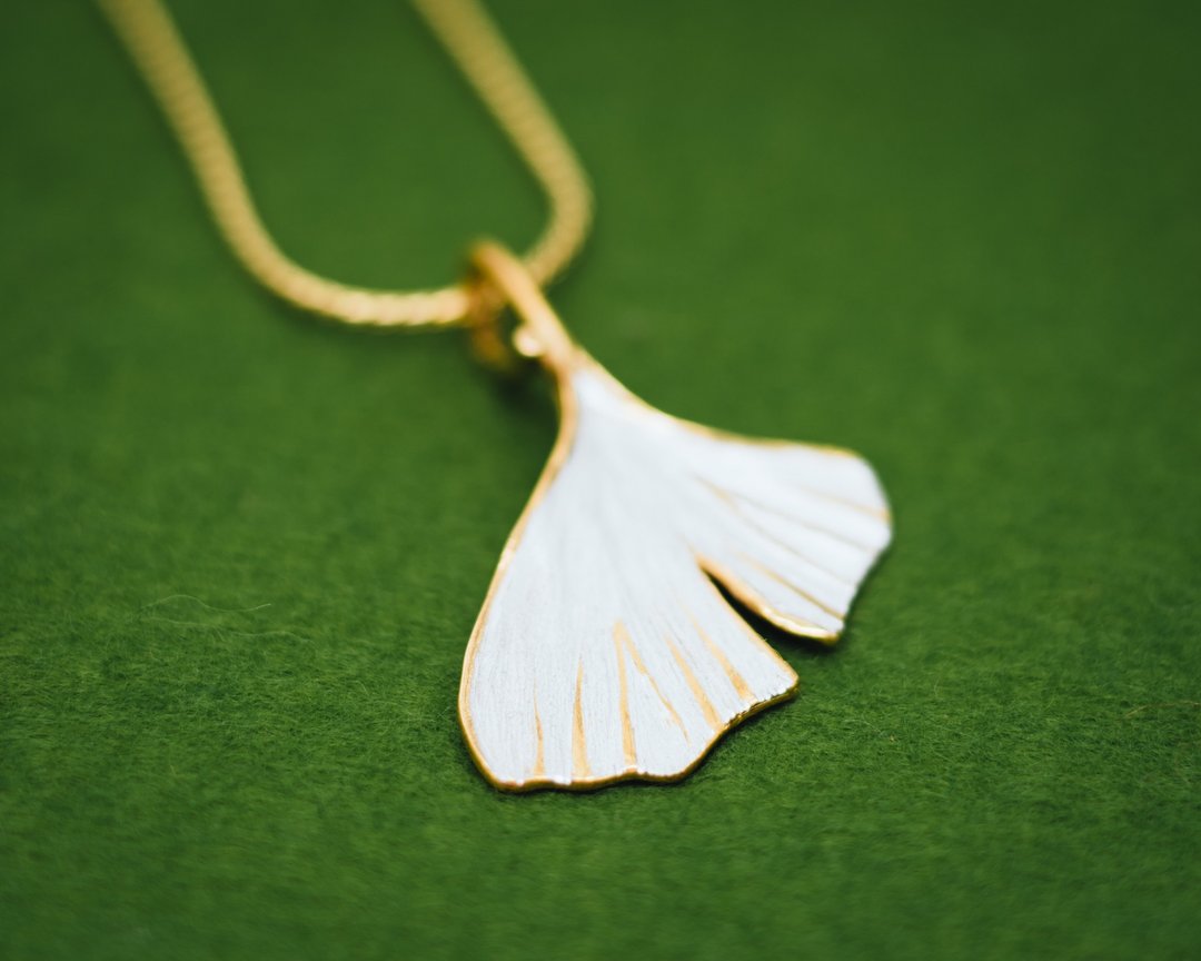 Gingko necklace - Japanese - pendant head & chain - Fall leaf - Autumn leaf - 项链 - 银 金色