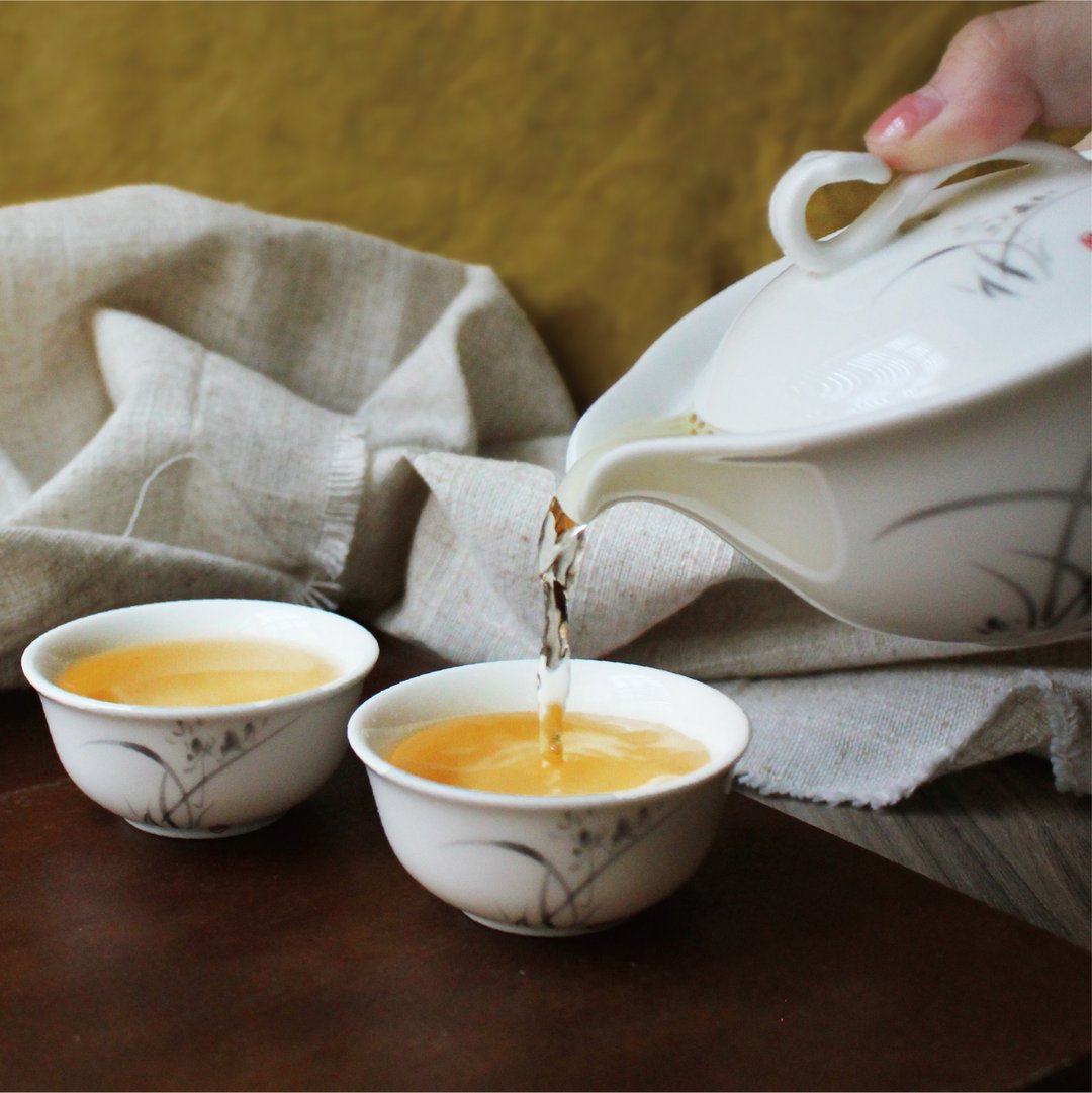 梨山半熟乌龙 | 台湾特色茶 | 梨山高山茶区 | 蔗香果茶 - 茶 - 其他材质 黄色