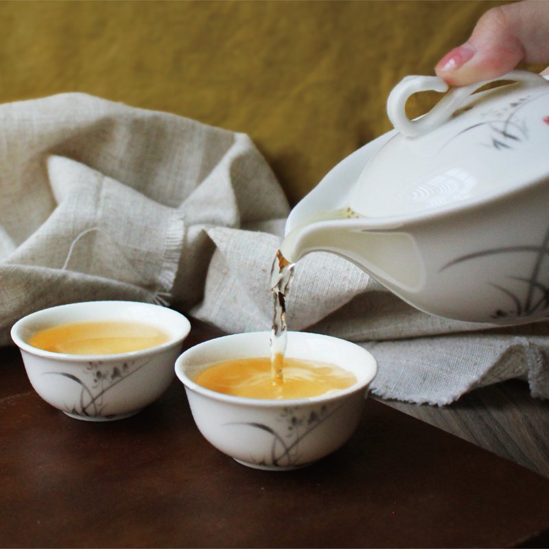 梨山半熟乌龙 | 台湾特色茶 | 梨山高山茶区 | 蔗香果茶 - 茶 - 其他材质 黄色