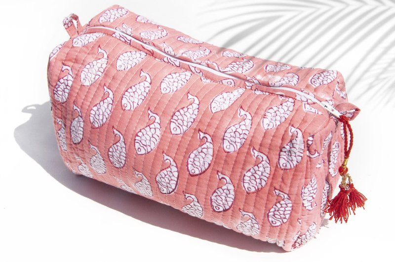 手工木刻印相机包/木刻印化妆包/手机包/杂物包/流苏手拿包-鱼儿 - 化妆包/杂物包 - 棉．麻 多色