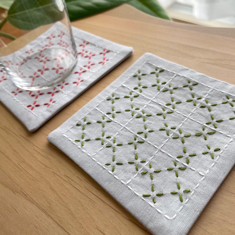 2 件组 Sashiko 杯垫，Hiyoku Igeta灰日式图案，简约，布杯垫，厨房用品，礼物，手工制作，日本，咖啡馆，咖啡，圣诞节 - 杯垫 - 棉．麻 灰色