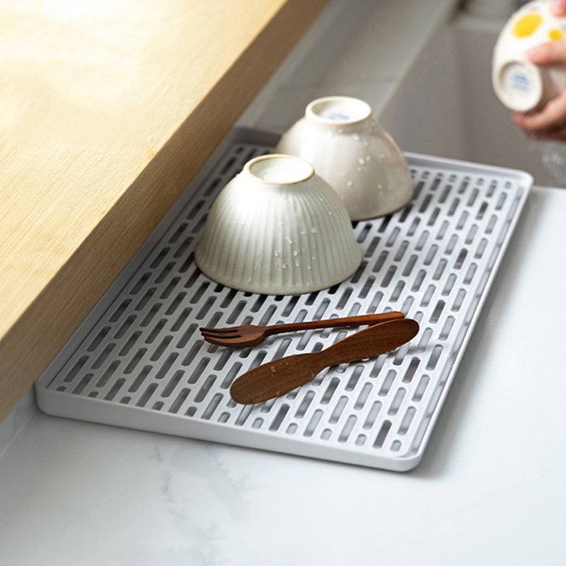 日本霜山 北欧风多用途厨具碗盘双层沥水盘/托盘 - 厨房用具 - 塑料 白色