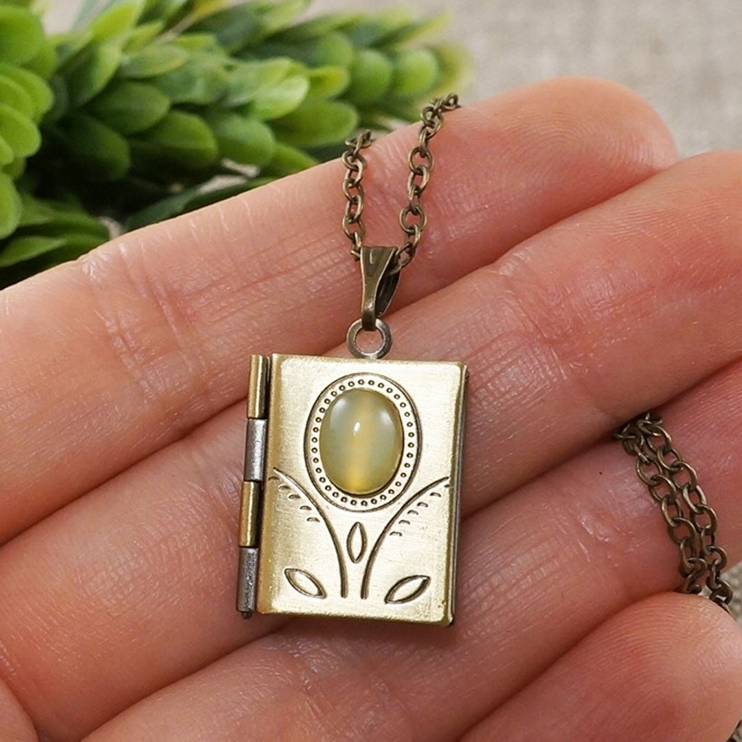 Peruvian Opal Photo Locket Olive Green Brass Book Pendant Necklace Woman Jewelry - 项链 - 半宝石 绿色