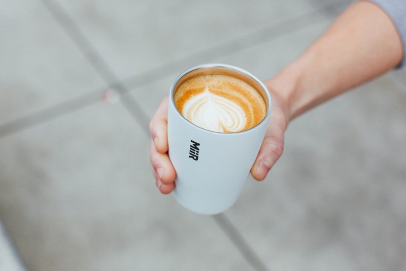 【订制商品】MiiR 双层真空 保温/保冰 随行杯 12oz/354ml 时尚白 - 保温瓶/保温杯 - 不锈钢 白色