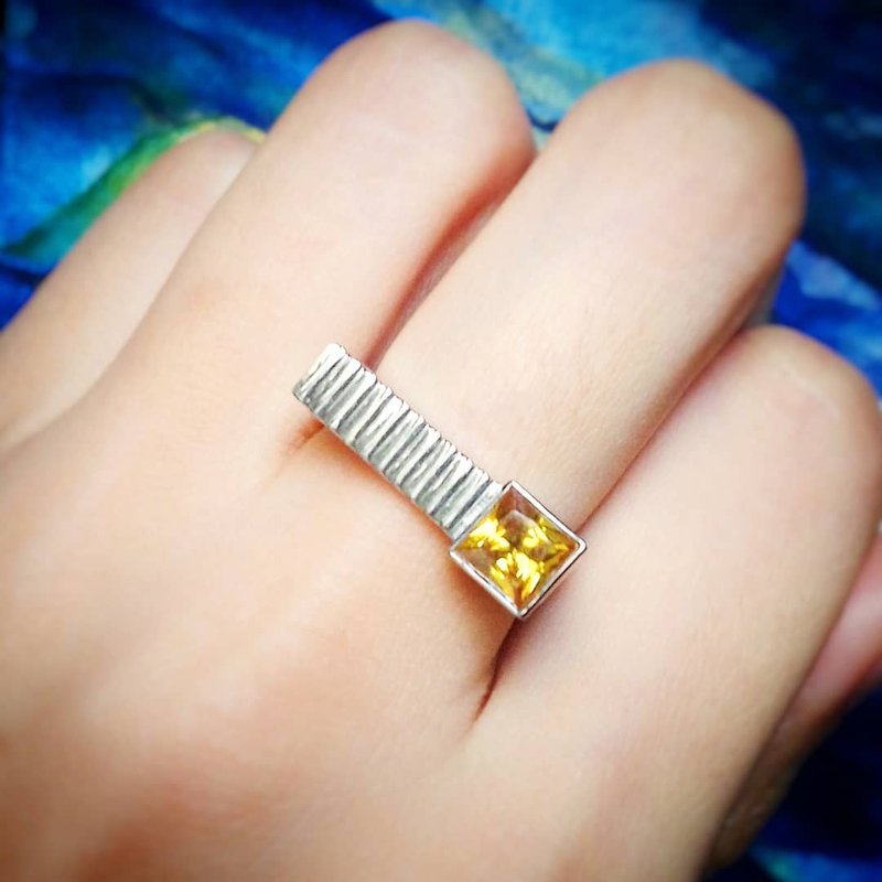 稀有变色锆石纯银戒指 - 戒指 - 半宝石 多色