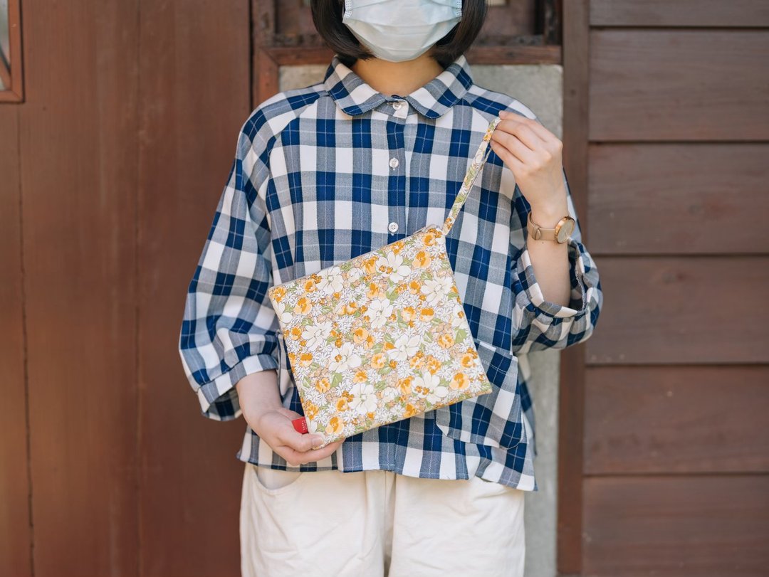 订制专门 电子阅读器收纳袋 各种尺寸品牌皆可  铺棉 可挑选花布 - 电脑包 - 棉 黄色