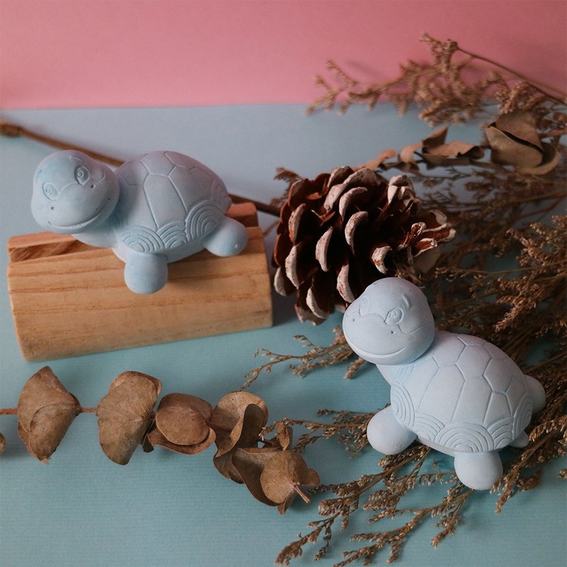 蓝厚乌龟(2入)  硅藻/除臭/防潮/扩香石/乌龟造型/情人礼物 - 香薰/精油/线香 - 其他材质 蓝色