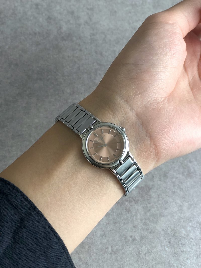 【 日本直送 名牌中古包 】Yves Saint Laurent 手表 银色 金色 YSL 石英表 2200-H19977 TA tdhdcb - 女表 - 不锈钢 银色