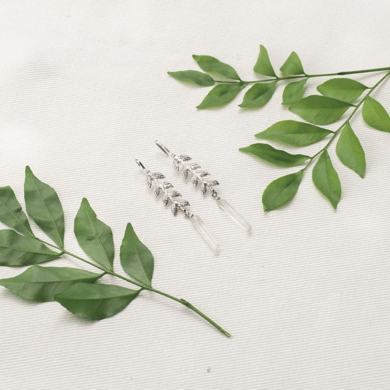 Leaf Crystal Earrings - 耳环/耳夹 - 半宝石 银色