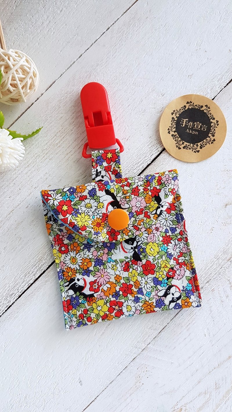 防水平安符袋.(红色花园斗牛犬) - 平安符/符袋 - 棉．麻 红色
