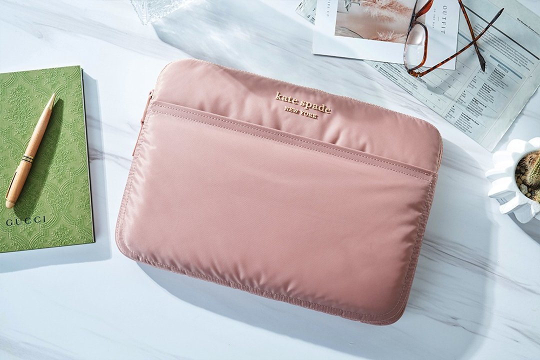 【kate spade】精品防震笔电内胆包-藕色 - 电脑包 - 尼龙 粉红色