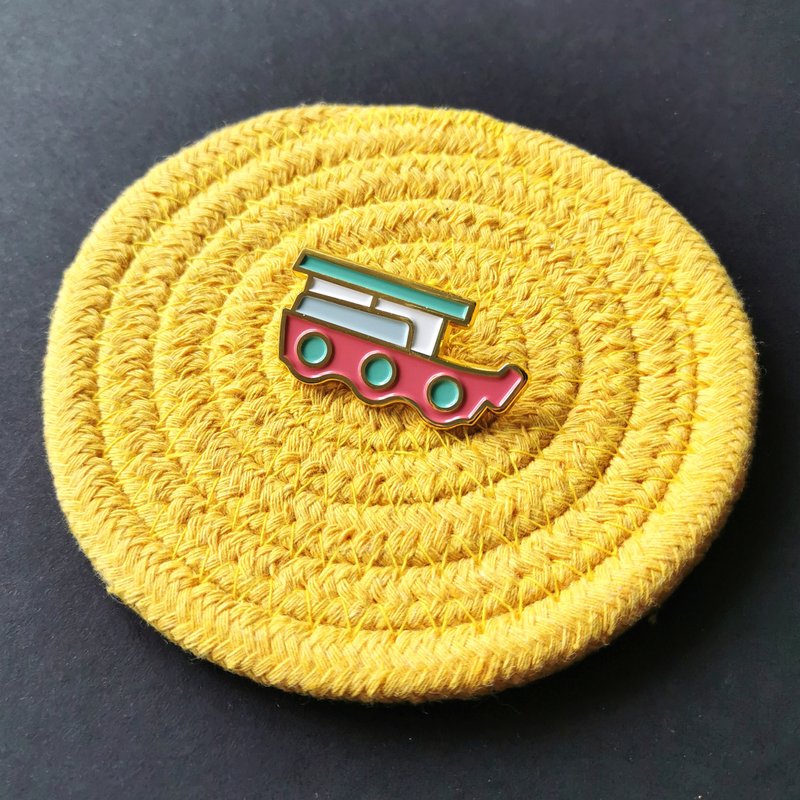 岛人源香港BOBOCHAI徽章 - 胸针 - 其他金属 多色