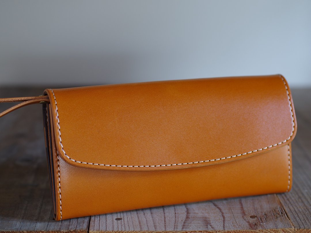 Nume Leather Long Wallet Camel x Dark Brown - 皮夹/钱包 - 真皮 咖啡色