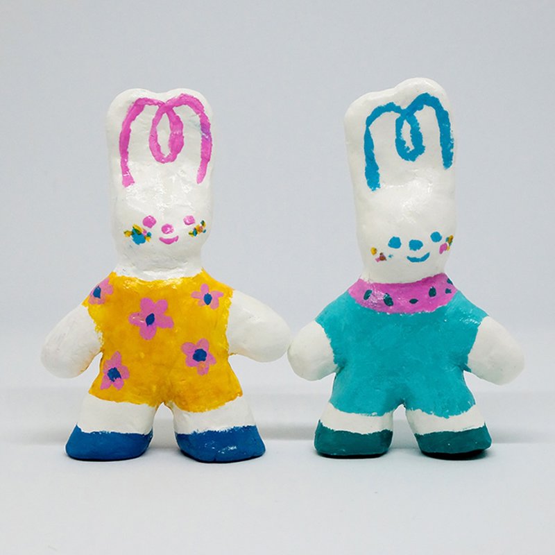 Shuku Clay Doll 独一无二手工石塑黏土公仔 (连身裙款) - 玩偶/公仔 - 粘土 多色