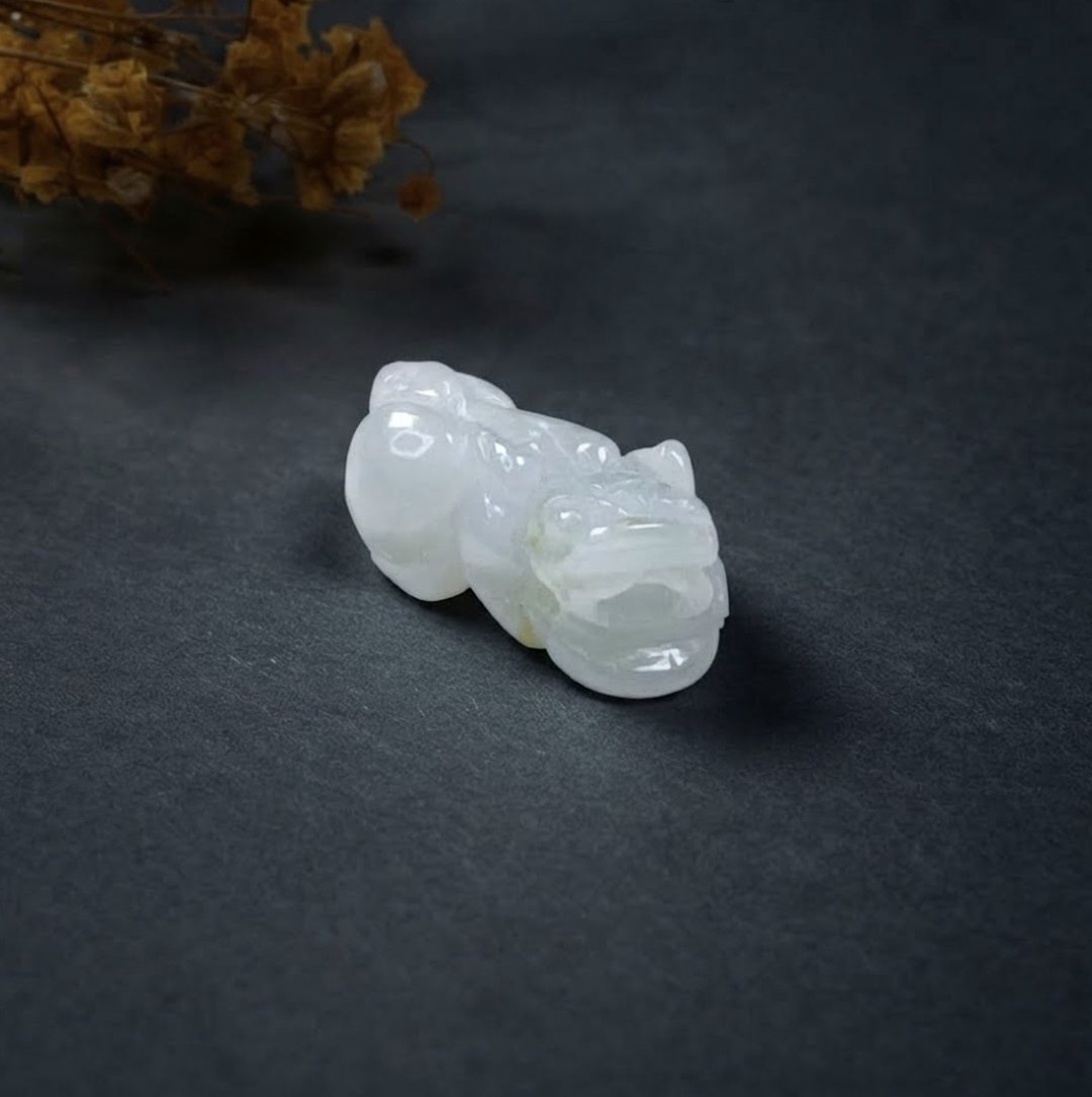 【招财神兽】冰种翡翠貔貅项链摆饰 | 天然缅甸玉翡翠A货 | 送礼 - 项链 - 玉石 绿色