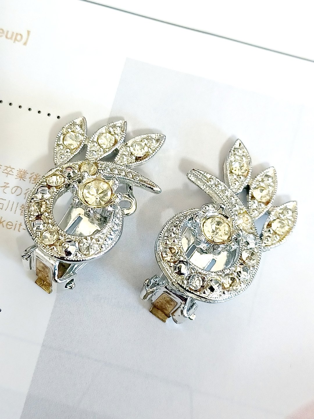 vintage jewelry 古典小璇花莱茵 夹式耳环 - 耳环/耳夹 - 其他金属 