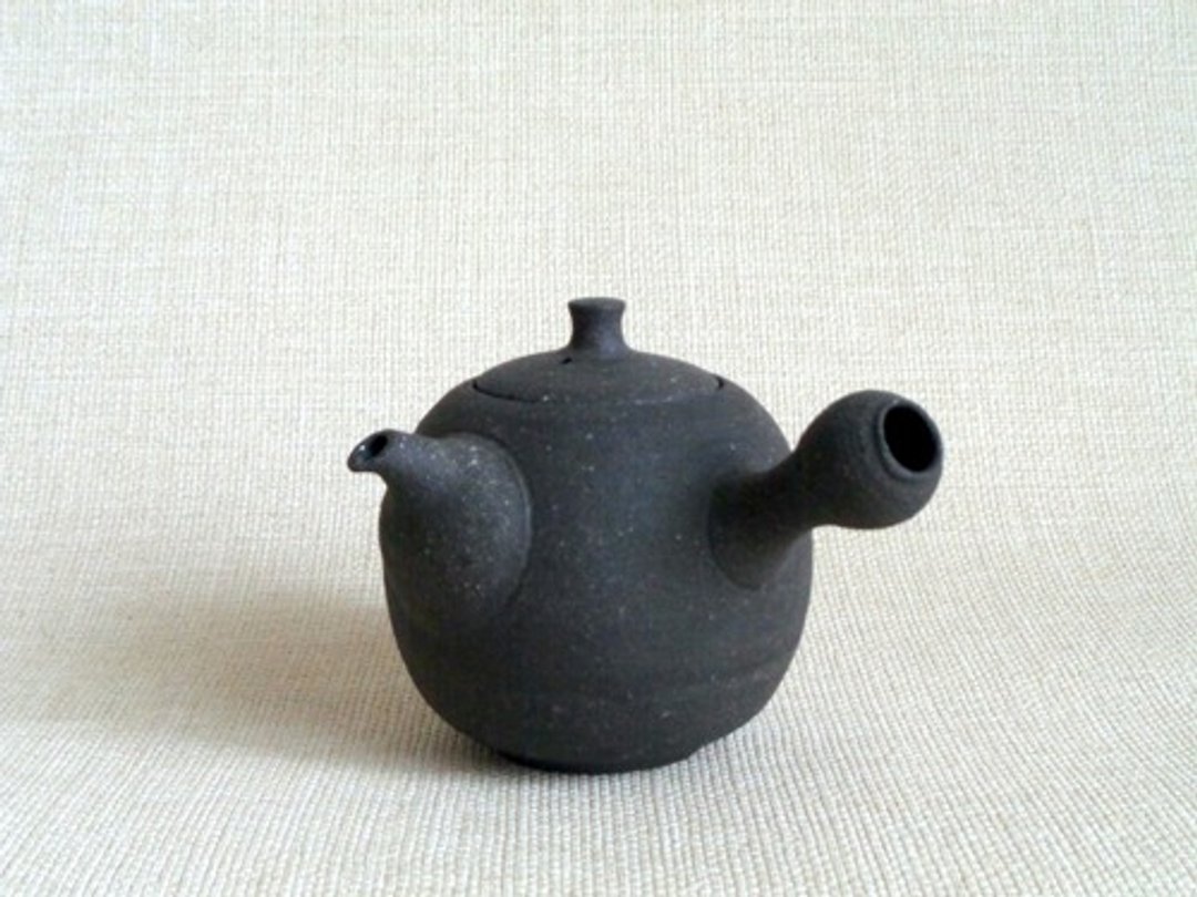 茶壶 a - 茶具/茶杯 - 陶 黑色