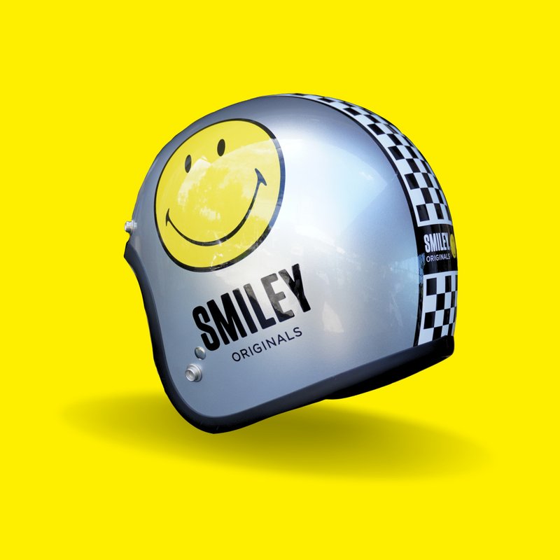GALLOP x SMILEY HELMET 黄色笑脸 联名款 3/4 半罩安全帽 电镀银 - 安全帽 - 其他材质 