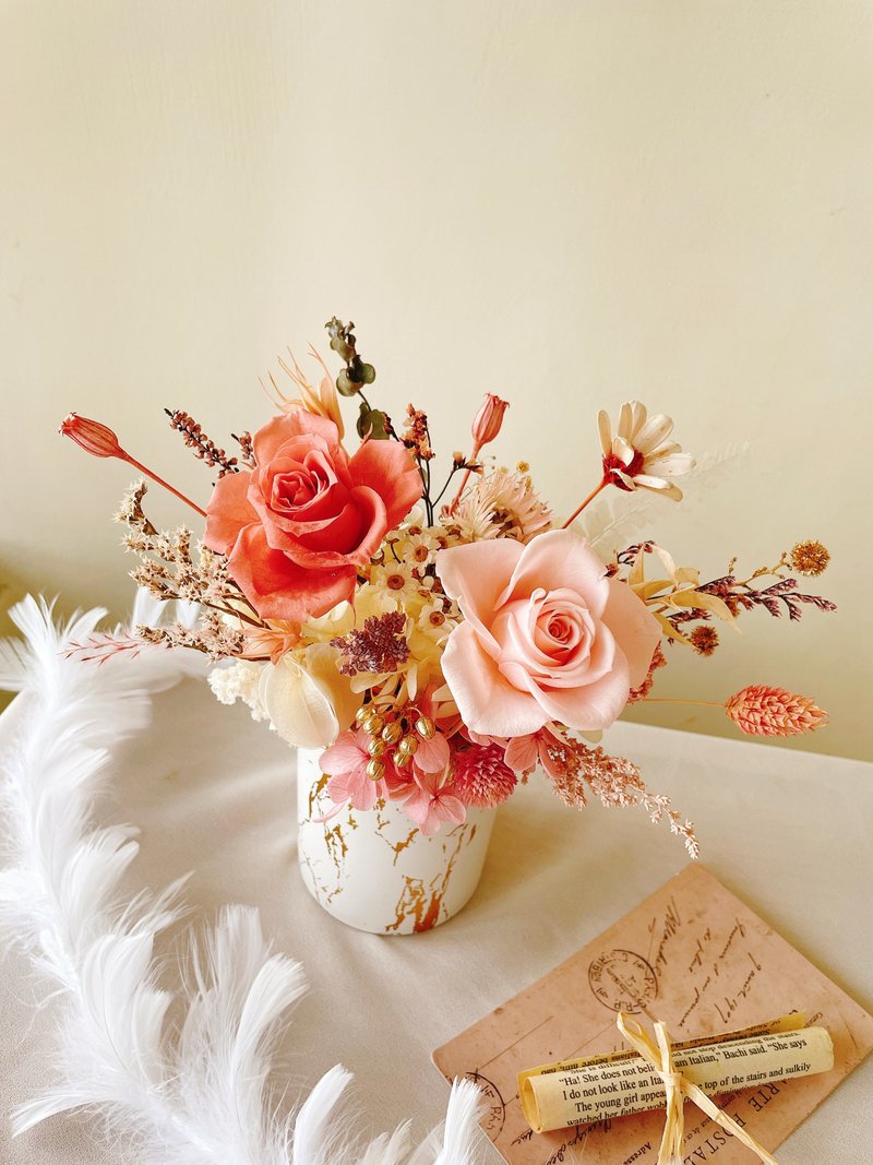 Miss。花谜 【金典】捧花桌花 盆花 永生花 开幕花礼 大理石纹 - 干燥花/捧花 - 植物．花 粉红色