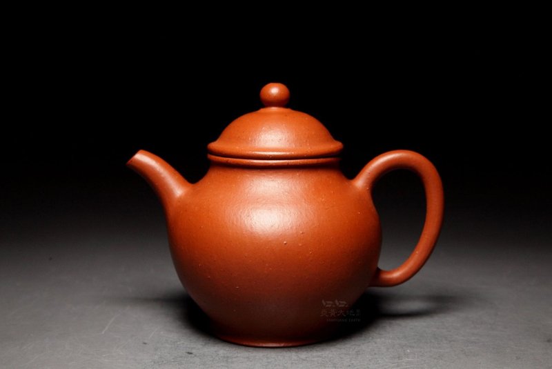 【鼓腹37】龙山堂 古法纯手工 摹古系列 小煤窑老朱泥160cc - 茶具/茶杯 - 陶 红色