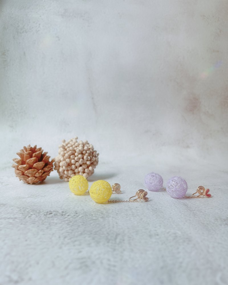 桃心バブル - 耳环/耳夹 - 绣线 紫色