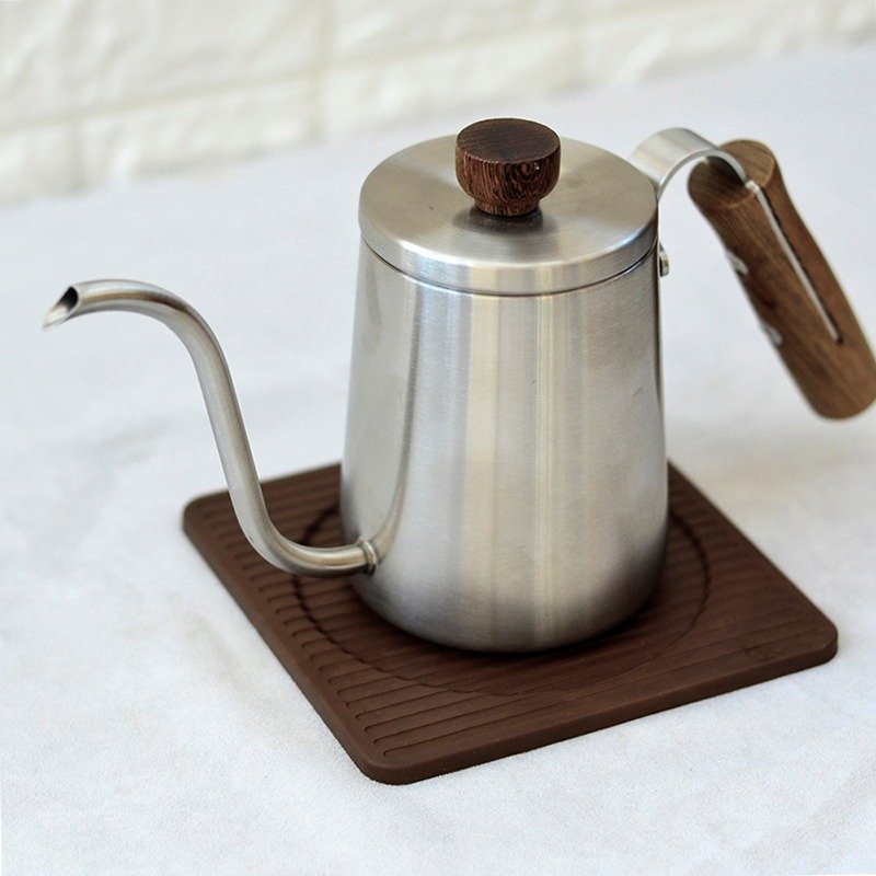 Driver │ 隔热垫－咖 - 餐垫/桌巾 - 塑料 咖啡色