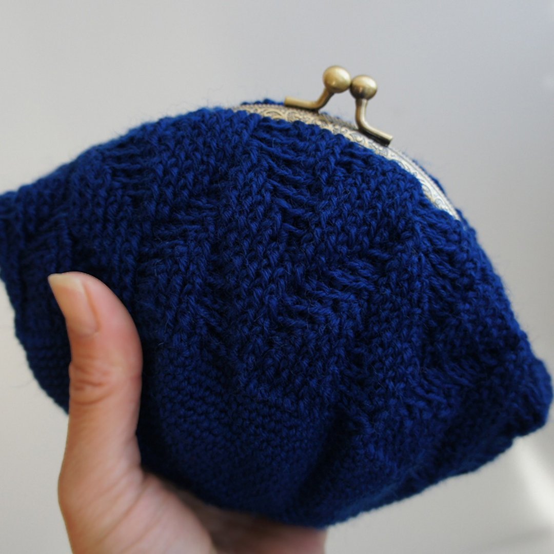 Ba-ba handmade Pattern knitted pouch No.C1293 - 化妆包/杂物包 - 其他材质 蓝色