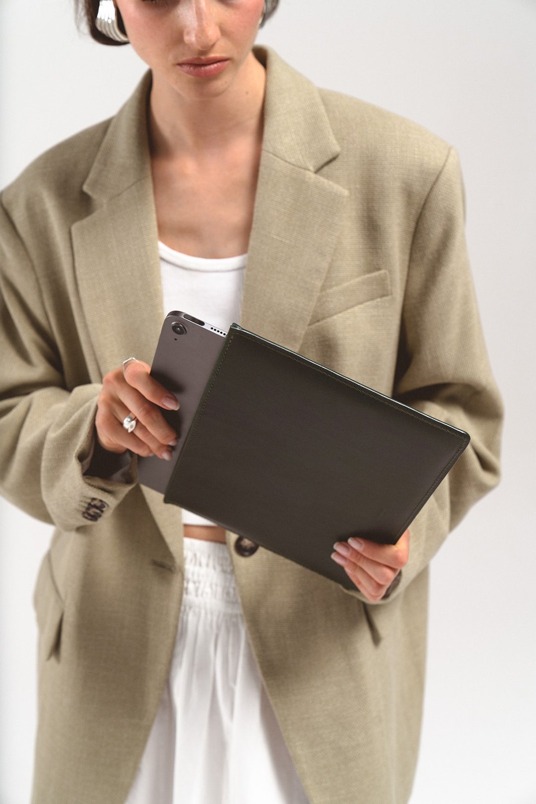 细身套袋 | 适用于 MacBook 或 iPad | 可选择是否带有斜挎带 - 平板/电脑保护壳 - 真皮 绿色