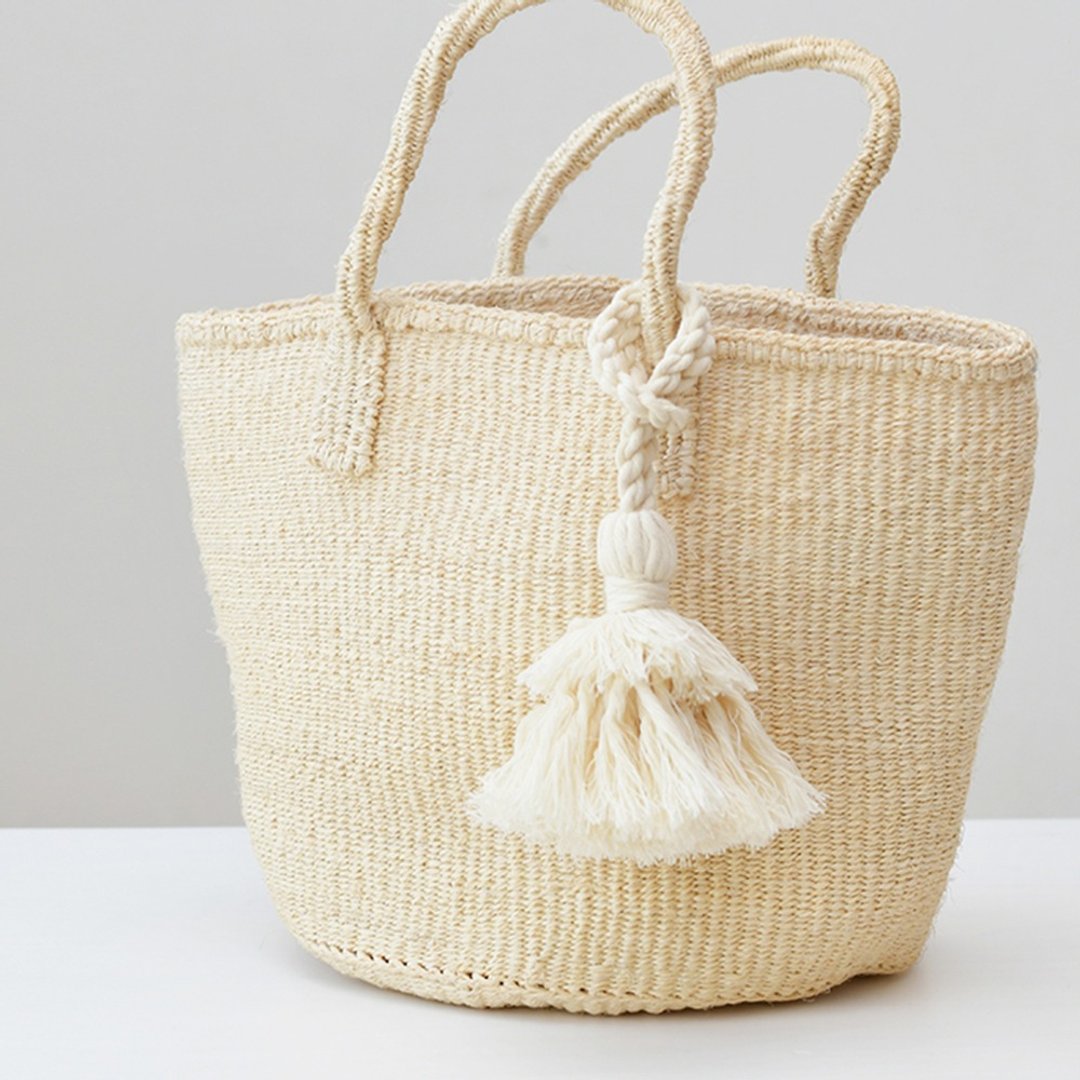 Tassel key chain/Hinoki cream - 吊饰 - 棉 白色