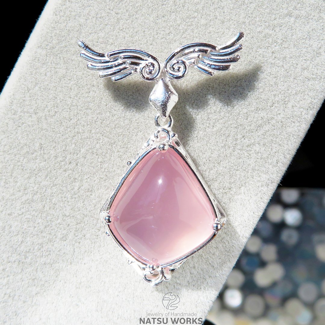 蔷薇石英 胸针 / Rose Quartz and Silver Wing Brooch - 胸针 - 宝石 粉红色