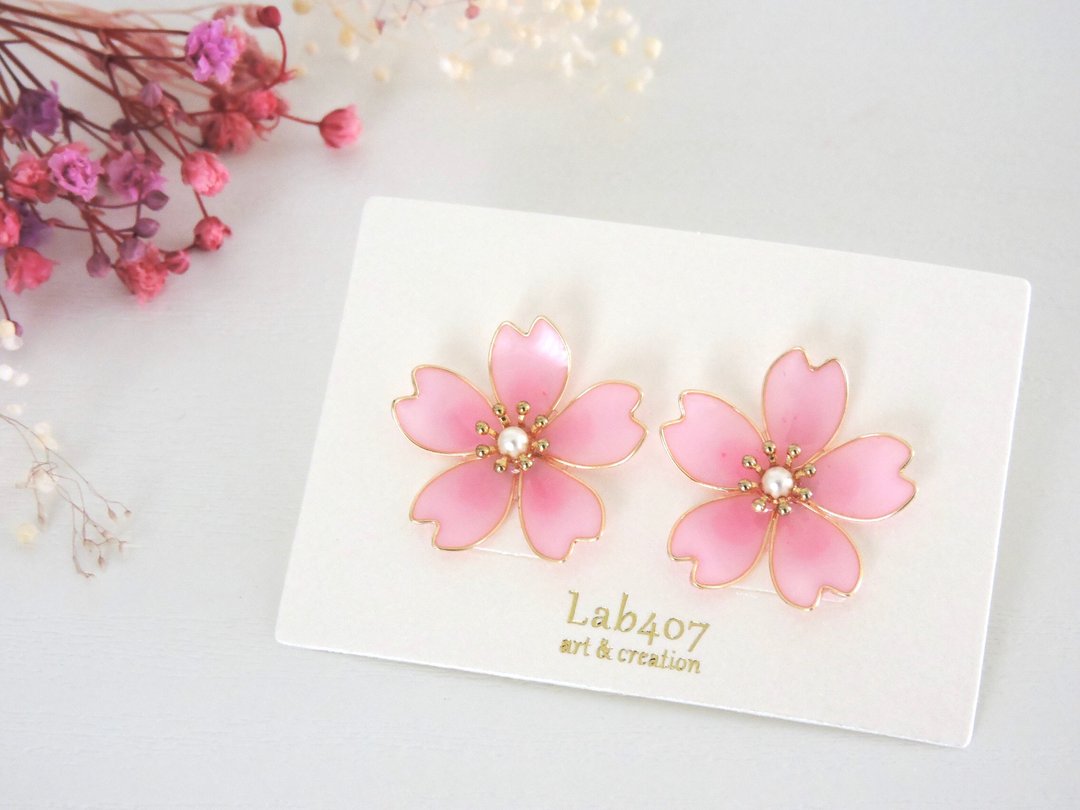 Single cherry blossom earrings / Clip-On SAKURA / Cherry blossom - 耳环/耳夹 - 树脂 粉红色