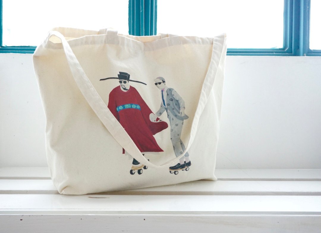 跨时空旅行 手拿斜背两用帆布包 (大号背带) Tote Bag - 侧背包/斜挎包 - 棉．麻 