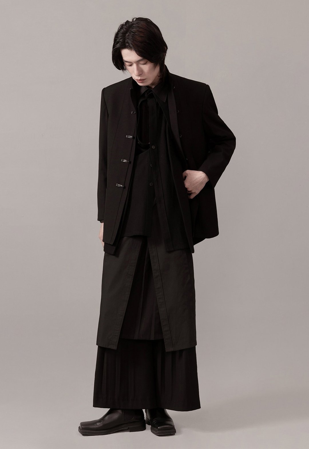 中山立领西装 复古中性外套 新中式 oversize 廓型 - 男装外套 - 其他材质 黑色