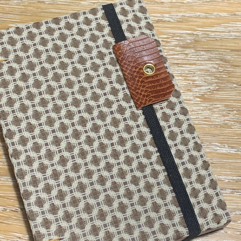 老宅旧时光 - 2025 无时效 A6 手缝手帐本 - 笔记本/手帐 - 纸 