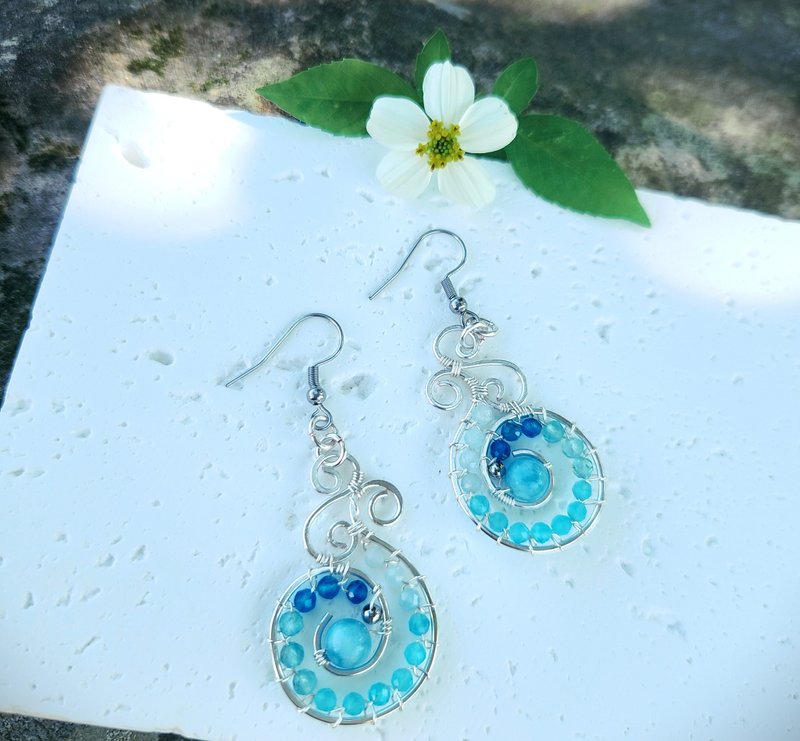 海风小圆舞-手工金属线编织耳环 │平静与自信的航海者 - 耳环/耳夹 - 半宝石 蓝色